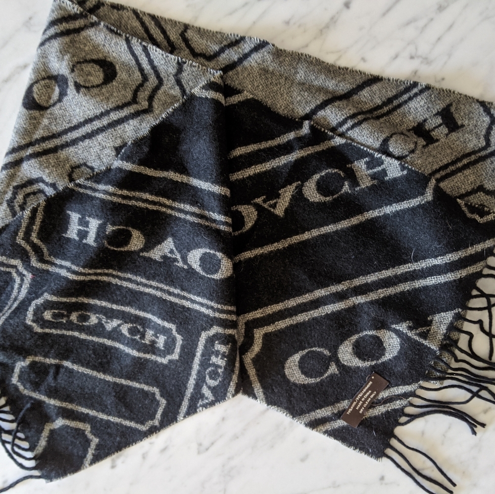 Coach Black and Grey Scarf - Reversible - Picture 2 of 3